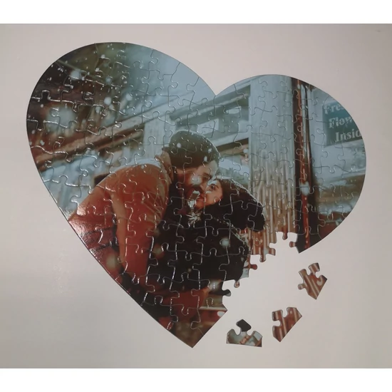 Szív alakú Fotópuzzle 112 db-os